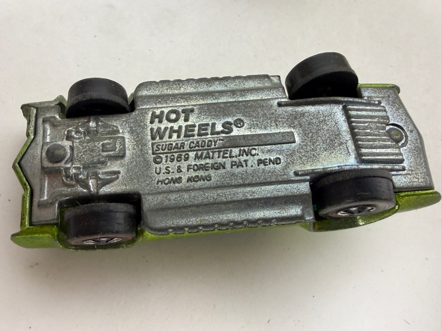 Just Added - Vintage Mattel Hot Wheels Redlines Cars Early Collection with Original 1969 Vinyl Collector's Race Case Storage Box - See Photos [Photo 25]