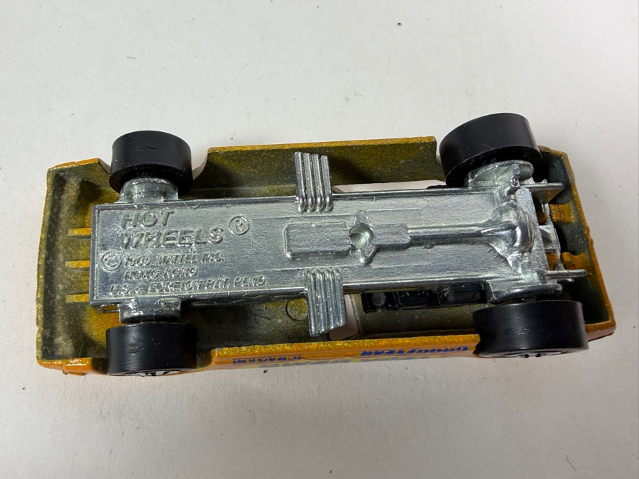 Just Added - Vintage Mattel Hot Wheels Redlines Cars Early Collection with Original 1969 Vinyl Collector's Race Case Storage Box - See Photos [Photo 18]