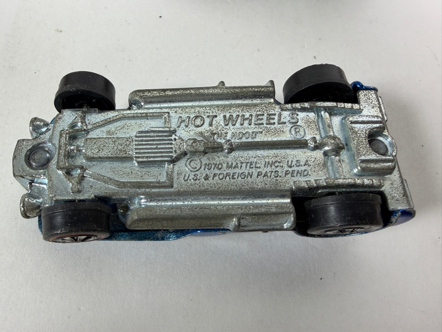 Just Added - Vintage Mattel Hot Wheels Redlines Cars Early Collection with Original 1969 Vinyl Collector's Race Case Storage Box - See Photos [Photo 11]