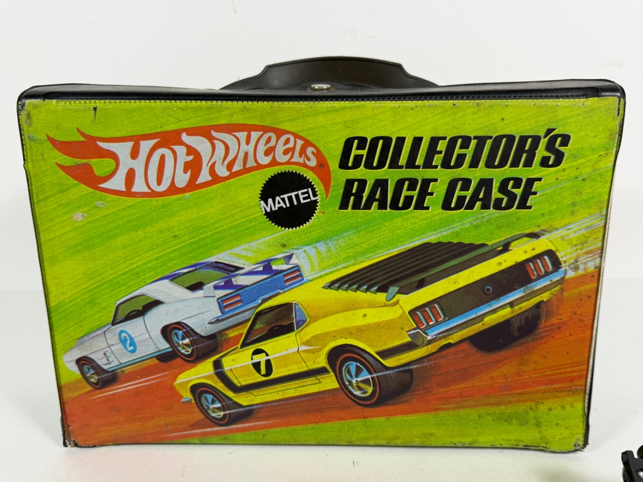 Just Added - Vintage Mattel Hot Wheels Redlines Cars Early Collection with Original 1969 Vinyl Collector's Race Case Storage Box - See Photos [Photo 36]