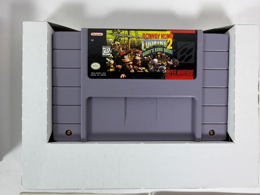 Donkey Kong Country 2 Diddy's Kong Quest Super Nintendo SNES Complete In Box CIB Estimate $100 - $140 [Photo 4]