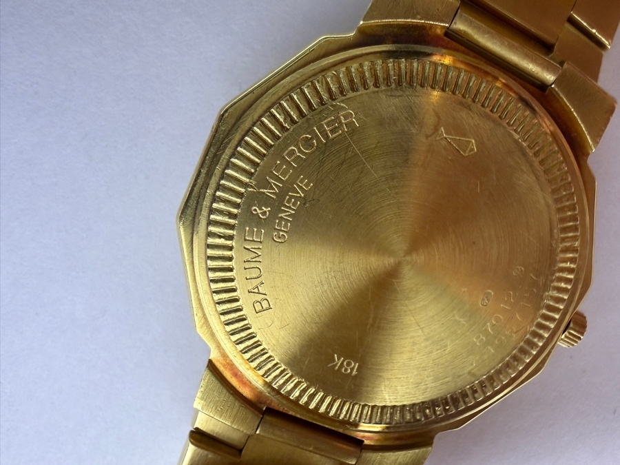 18K Solid Yellow Gold Men's Baume & Mercier Riviera Ref 87012 9 34mm Watch White Roman Numeral Dial Quartz Movement With Box 97.6g Estimate $9,500 to $12,500 [Photo 6]