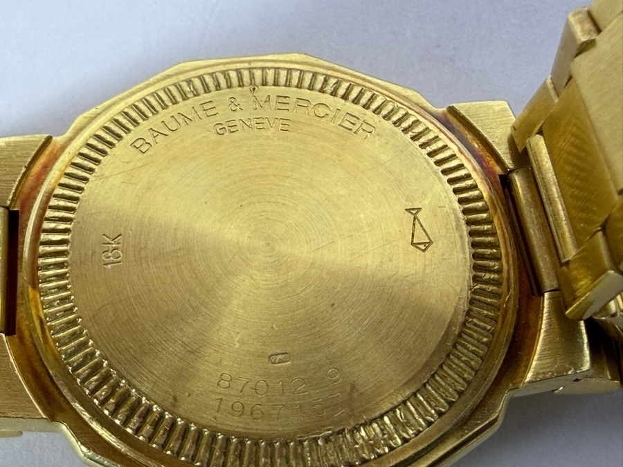 18K Solid Yellow Gold Men's Baume & Mercier Riviera Ref 87012 9 34mm Watch White Roman Numeral Dial Quartz Movement With Box 97.6g Estimate $9,500 to $12,500 [Photo 7]