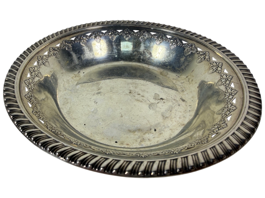 Gorham Sterling Silver Antique Art Nouveau Pierced Leaf And Acorn Bowl With Gadroon Border Dated 1916 89.6g 6W X 1.25H Silver Melt Value $146
