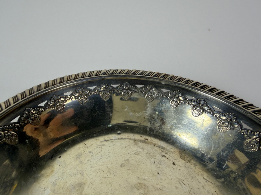 Gorham Sterling Silver Antique Art Nouveau Pierced Leaf And Acorn Bowl With Gadroon Border Dated 1916 89.6g 6W X 1.25H Silver Melt Value $146 [Photo 3]