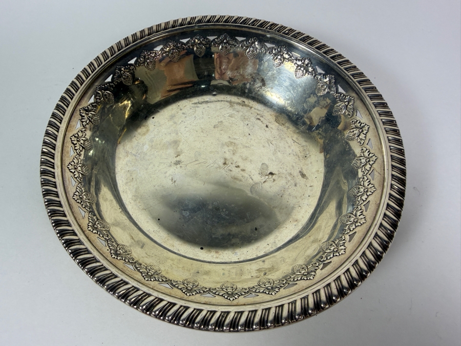Gorham Sterling Silver Antique Art Nouveau Pierced Leaf And Acorn Bowl With Gadroon Border Dated 1916 89.6g 6W X 1.25H Silver Melt Value $146 [Photo 2]