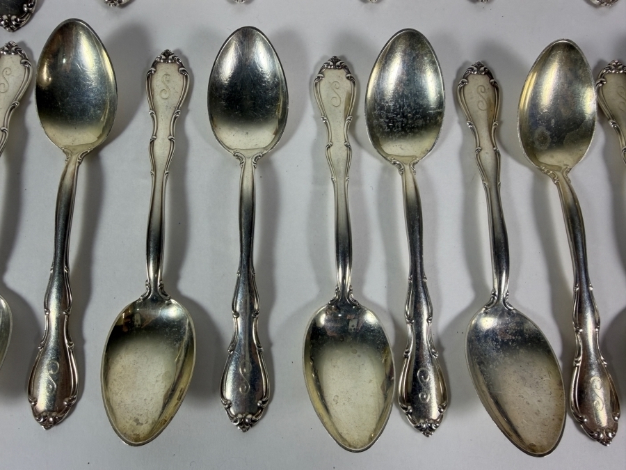 Towle Sterling Silver Flatware Service Fontana Pattern Multi Piece Set 1867.9g of Pure Sterling Silver (Knives Weigh an Additional 766.5g) Silver Melt Value $3,041 Not Including Knives [Photo 4]