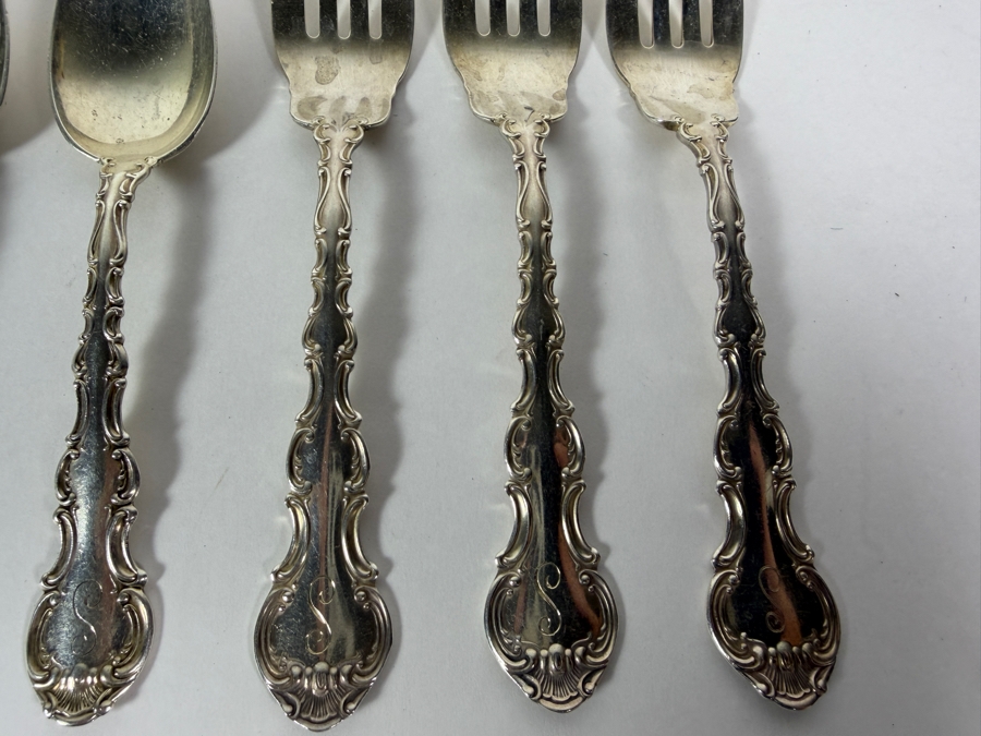 Gorham Sterling Silver Flatware Service 596.5g (Knives Weigh an Additional 281.4g) Silver Melt Value $971 Not Including Knives [Photo 4]
