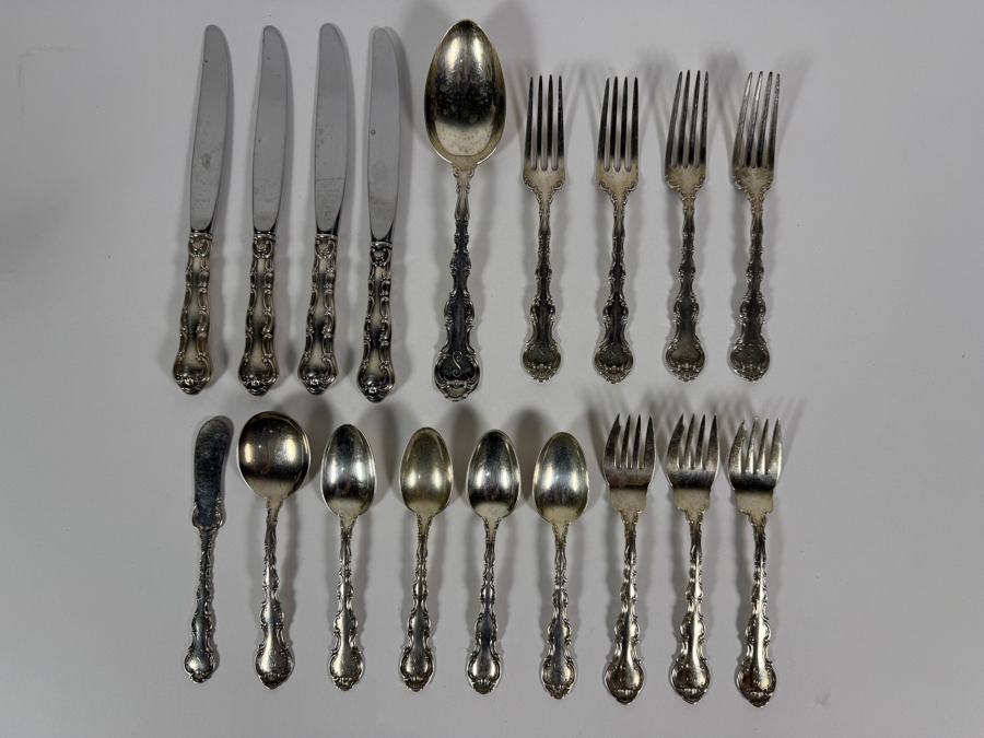 Gorham Sterling Silver Flatware Service 596.5g (Knives Weigh an Additional 281.4g) Silver Melt Value $971 Not Including Knives [Photo 3]