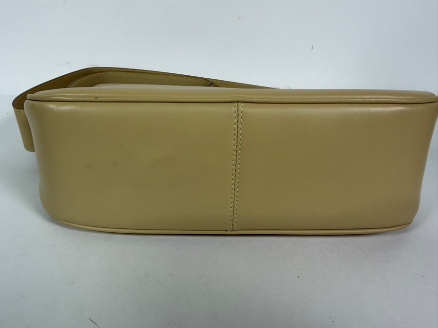Salvatore Ferragamo Vara Beige Smooth Calfskin Leather Shoulder Bag Grosgrain Ribbon Gold-Tone Buckle With Dust Bag [Photo 5]