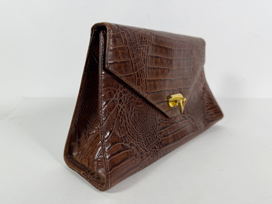 Valentino Garavani Vintage Brown Croc-Embossed Leather Envelope Flap Clutch Bag With Gold-Tone V Turn-Lock Clasp 12W [Photo 2]