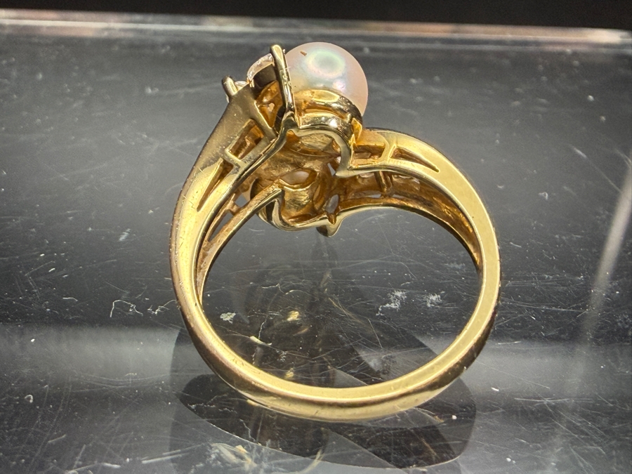 Stunning 14k Gold Ring Set with Cultured Pearls and Marquise and Channel Set Diamonds Size 7 5.4g Estimate $1,500 - $2,200 [Photo 6]