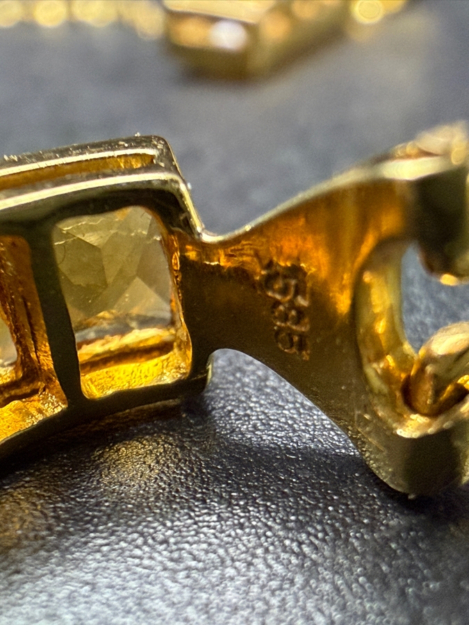 18k Gold 16' Chain Necklace 1.5g with 14k Gold Modernist Channel Set Pyramid Cut Citrine Quartz Pendant and Matching Earrings Set 6.5g - Total Weight 8g [Photo 9]