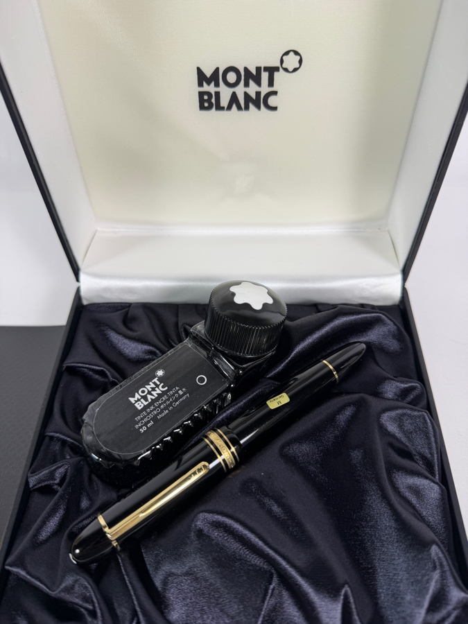 Montblanc Meisterstück 149 Fountain Pen Set Black Precious Resin Gold Plated Trim 18K Two Tone Gold Nib 4810 With Ink Bottle Service Guide Manual In Original Presentation Gift Box Estimate $400 - $650 [Photo 3]