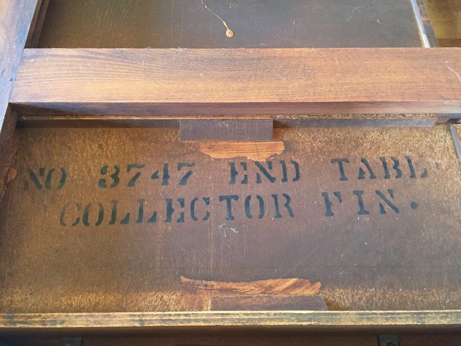 Pair Of Pennsylvania House Mahogany End Tables [Photo 9]