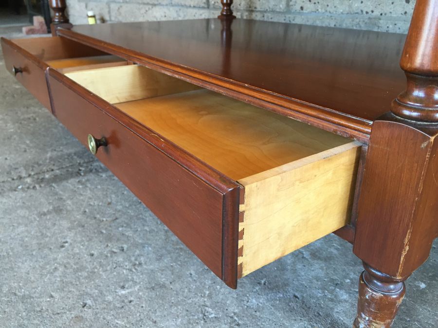 Pennsylvania House Mahogany Coffee Table [Photo 6]