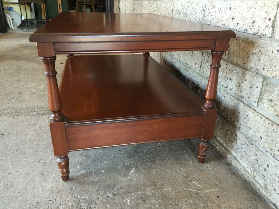 Pennsylvania House Mahogany Coffee Table [Photo 5]