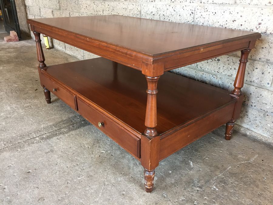 Pennsylvania House Mahogany Coffee Table [Photo 3]