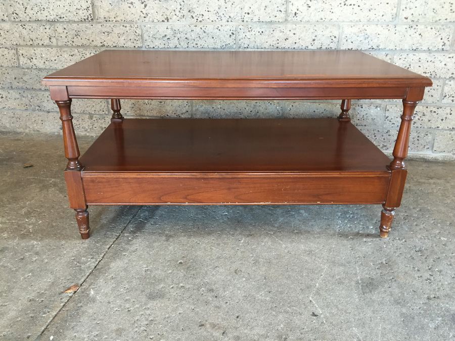 Pennsylvania House Mahogany Coffee Table [Photo 8]