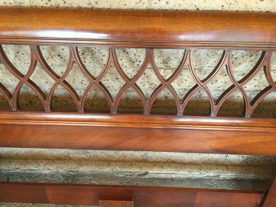 Mid-Century King Size Headboard [Photo 8]