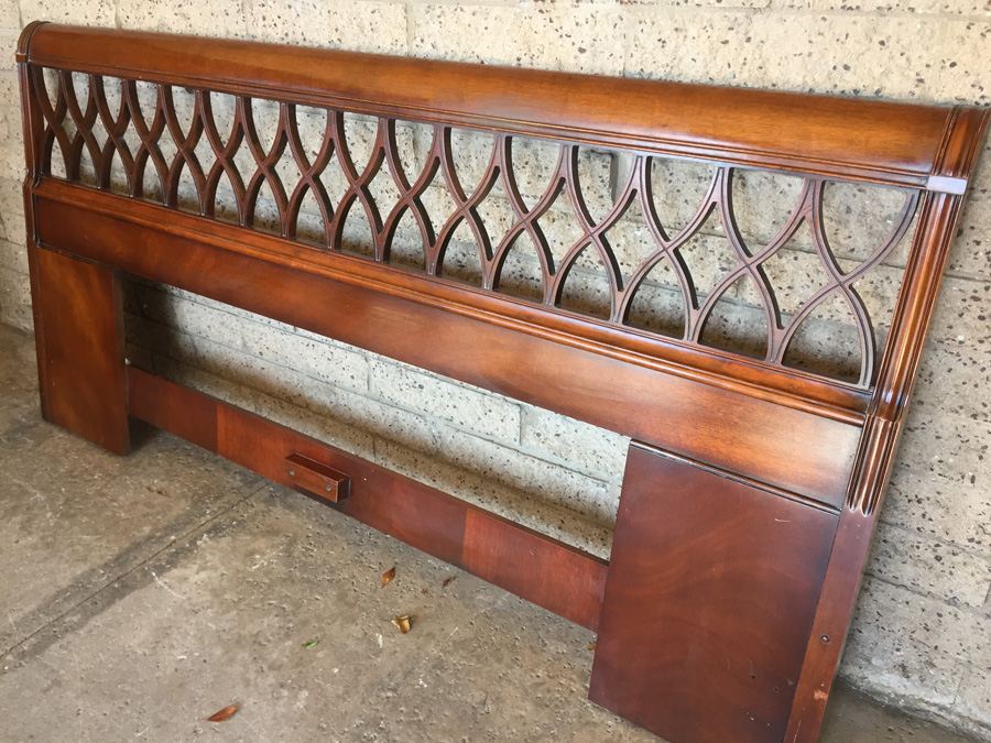 Mid-Century King Size Headboard [Photo 5]