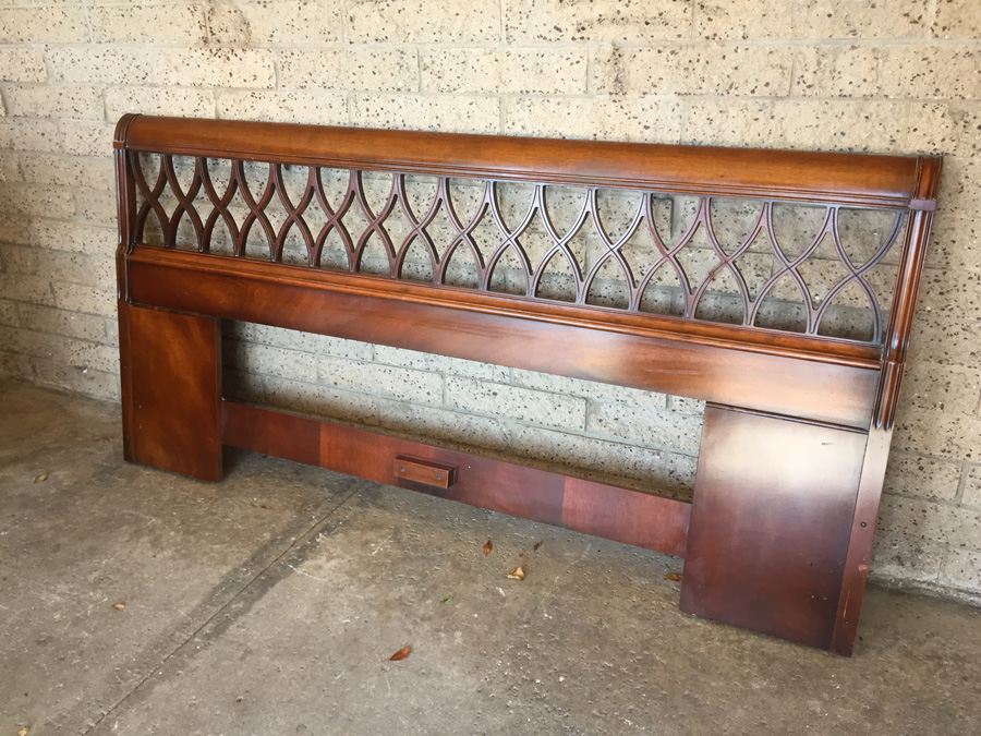Mid-Century King Size Headboard [Photo 4]