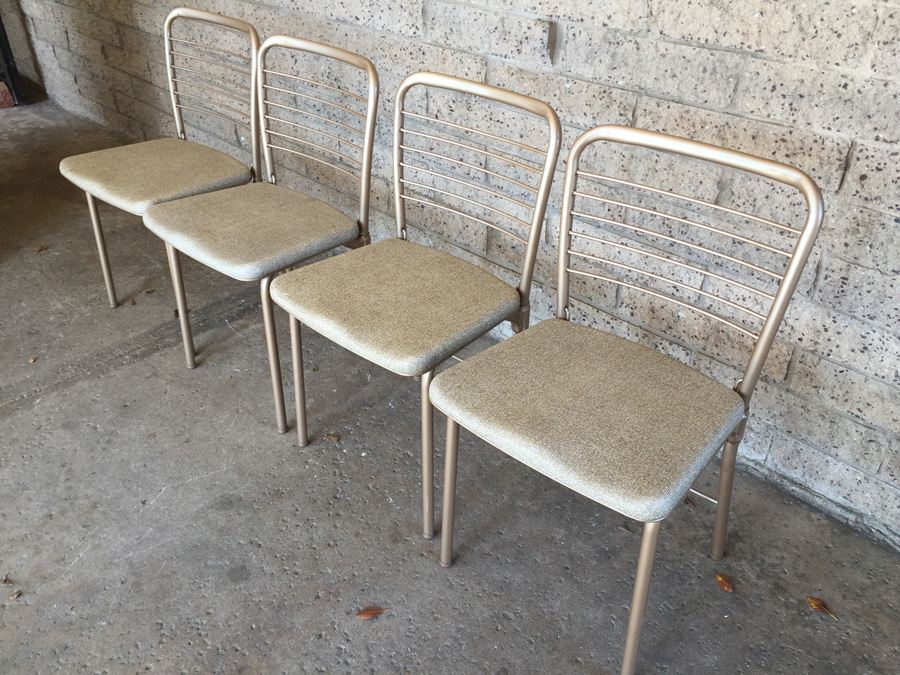 (4) Mid-Century Metal Folding Chairs [Photo 4]