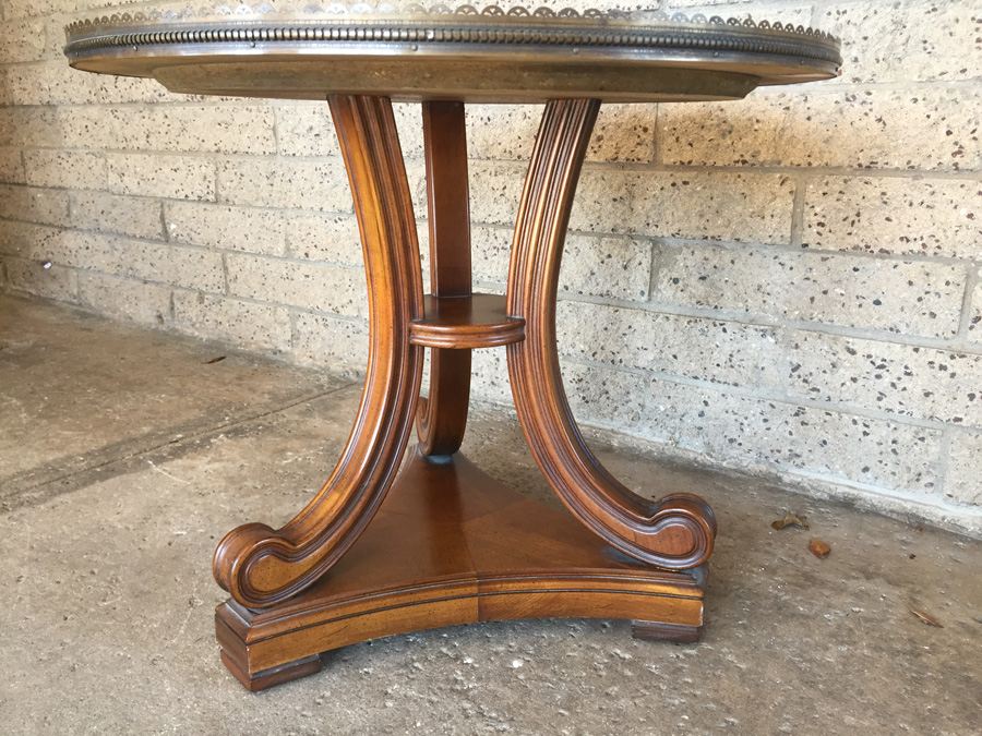 Round End Table [Photo 5]