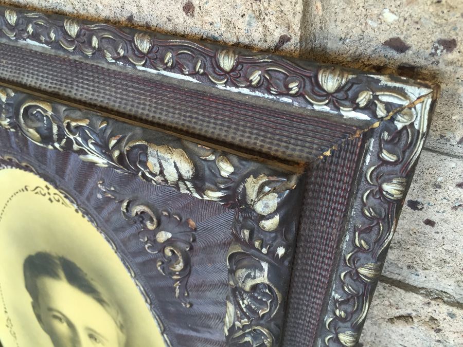 Vintage Wooden Frame With Photograph [Photo 3]