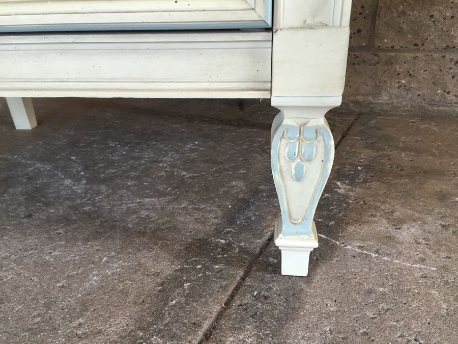 Mid-Century Dixie Lingerie Chest [Photo 10]