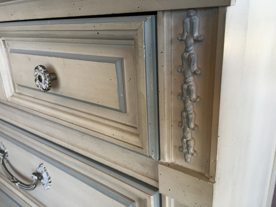 Mid-Century Dixie 6-Drawer Dresser With Mirror [Photo 10]