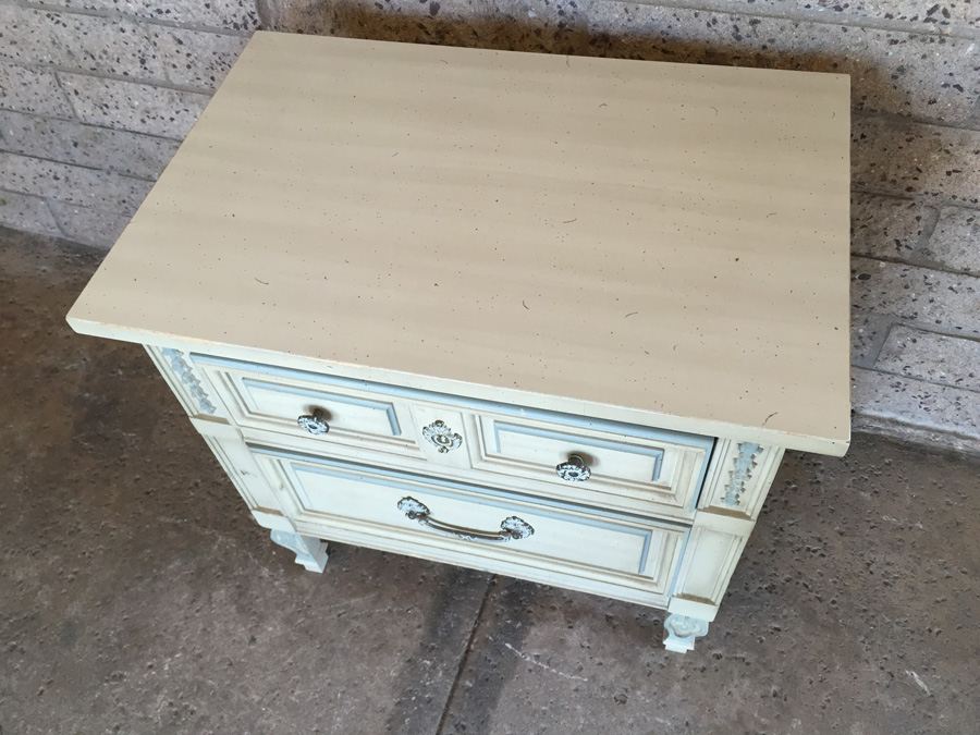 Mid-Century Dixie Nightstand [Photo 6]