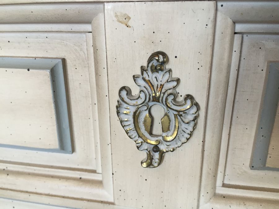 Mid-Century Dixie Nightstand [Photo 4]