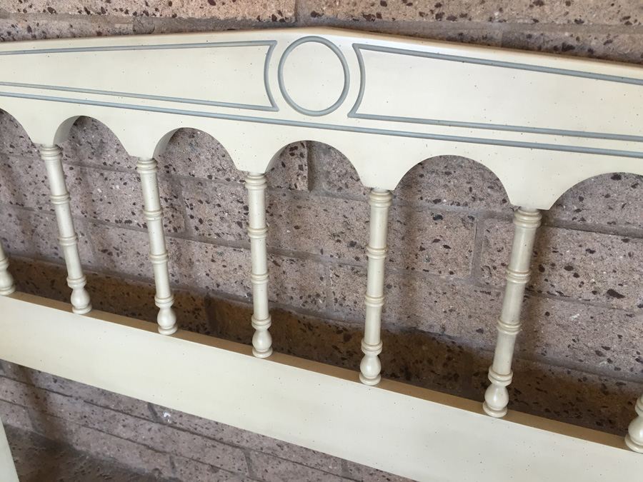 Mid-Century Dixie Queen Size Headboard [Photo 2]