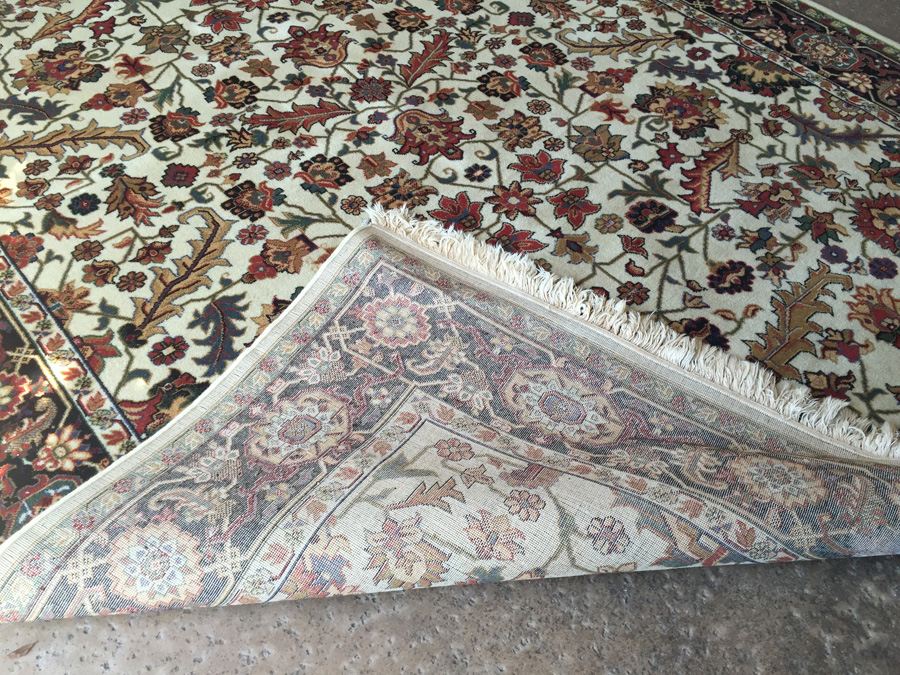 Synthetic Oriental Style Rug - Note Stains [Photo 8]