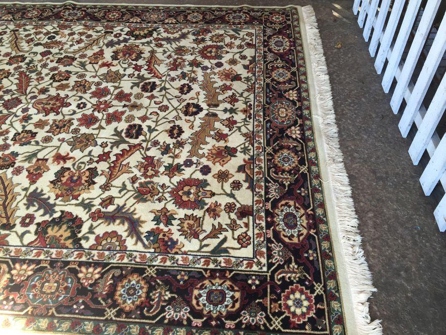 Synthetic Oriental Style Rug - Note Stains [Photo 6]