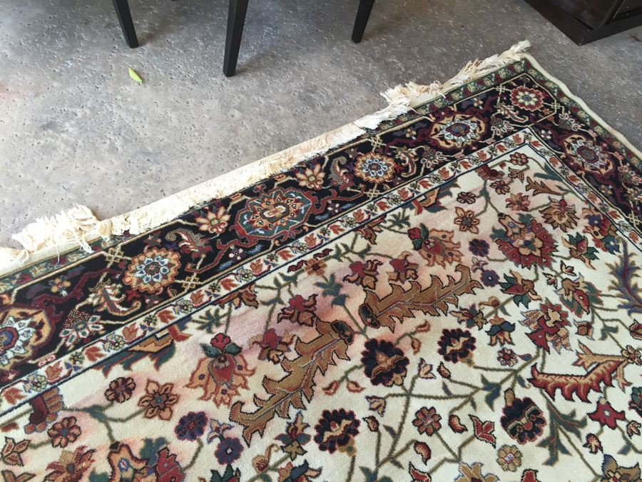 Synthetic Oriental Style Rug - Note Stains [Photo 3]