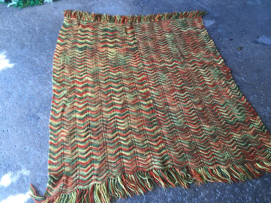 (6) Vintage Crochet Blankets Handmade [Photo 12]