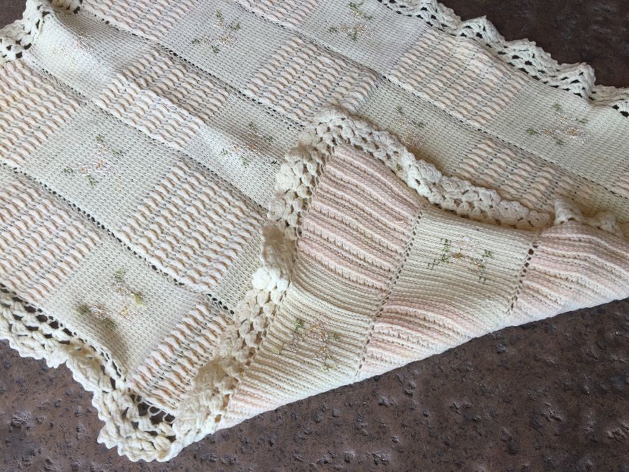 (6) Vintage Crochet Blankets Handmade [Photo 23]