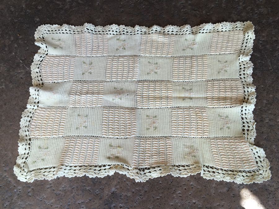 (6) Vintage Crochet Blankets Handmade [Photo 19]