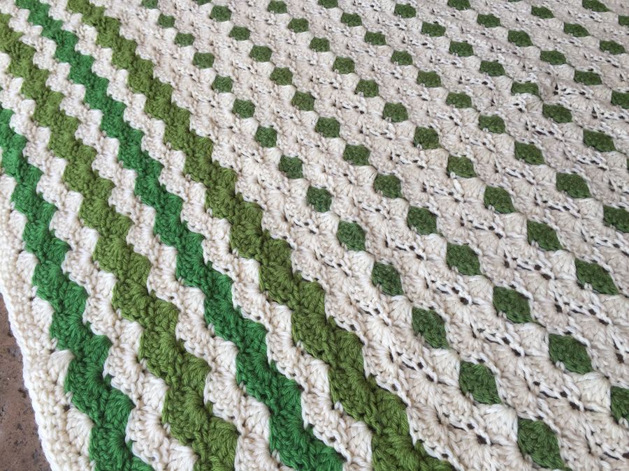 (6) Vintage Crochet Blankets Handmade [Photo 6]