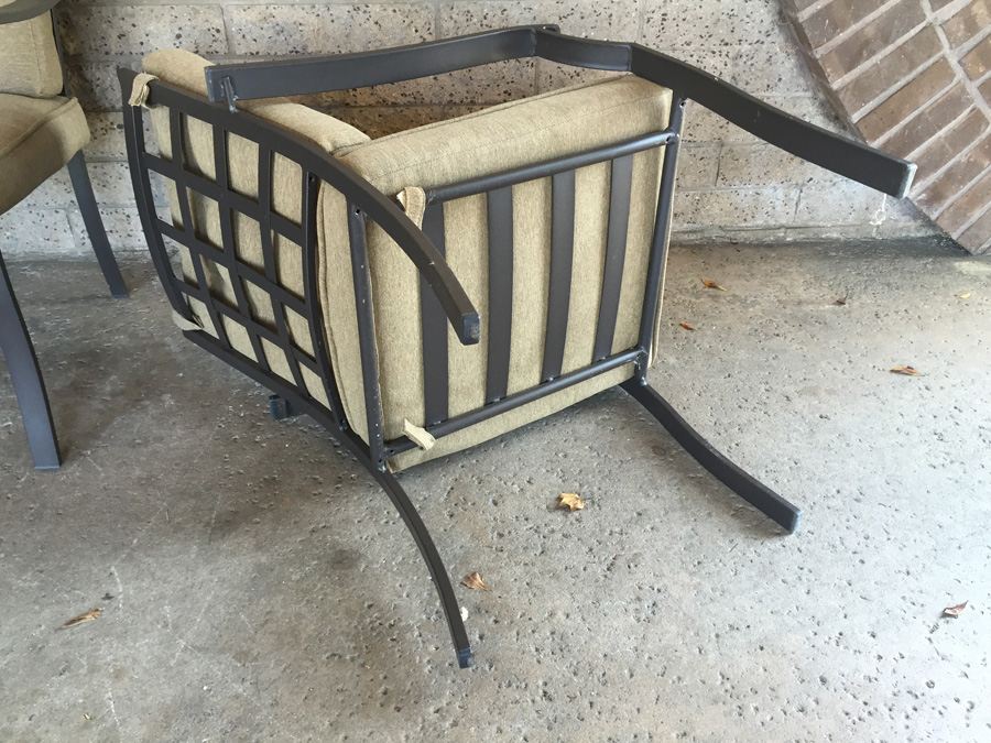 (4) Brown Outdoor Aluminum Patio Chairs [Photo 5]