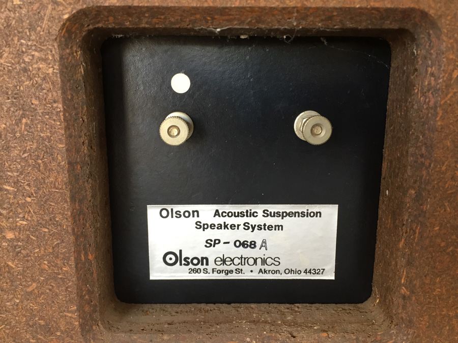 Olson Electronics Acoustic Suspension Speakers - SP-068 A [Photo 3]