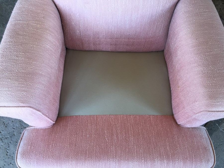 Pink Herringbone Arm Chair [Photo 4]