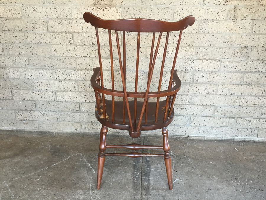 Vintage Windsor Chair [Photo 5]