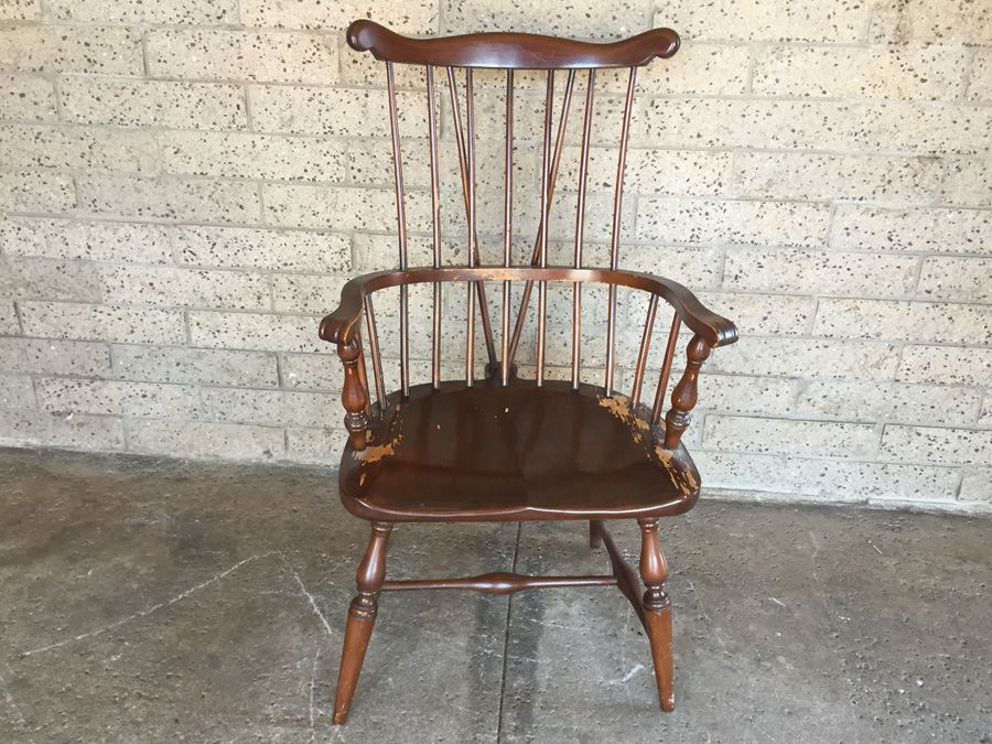 Vintage Windsor Chair [Photo 2]