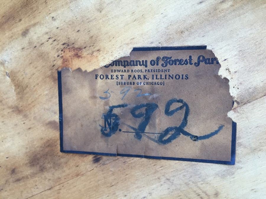 Vintage Ed Roos Company Forest Park Cedar Chest [Photo 4]