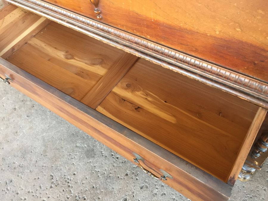 Vintage Ed Roos Company Forest Park Cedar Chest