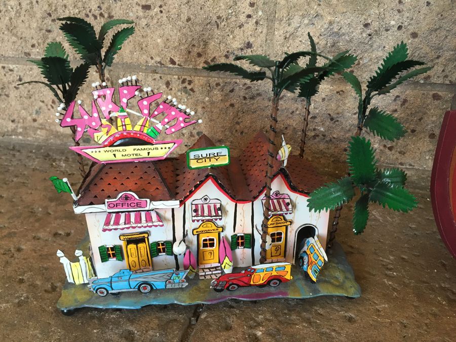 Beachy Hawaiian Lot [Photo 2]