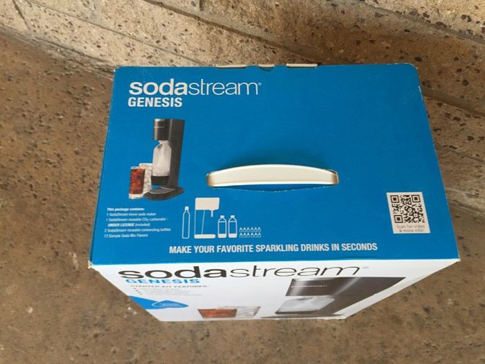 Soda Stream Genesis Starter Kit [Photo 5]